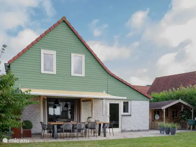 Villapark de Oesterbaai - 126 | Pays-Bas, Zélande, Wemeldinge - maison de vacances Arrière de la maison 126