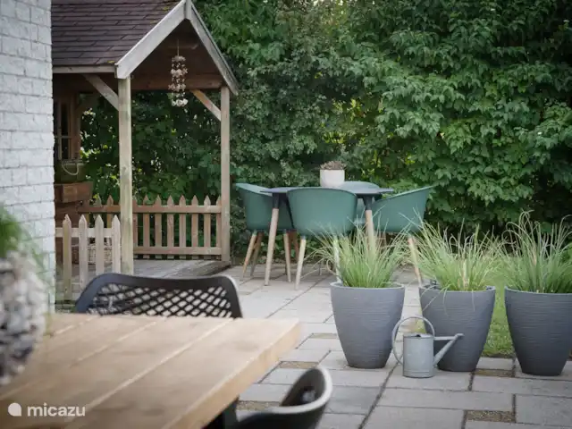 Villapark de Oesterbaai - 126 | Pays-Bas, Zélande, Wemeldinge - maison de vacances Arrière de la maison 126