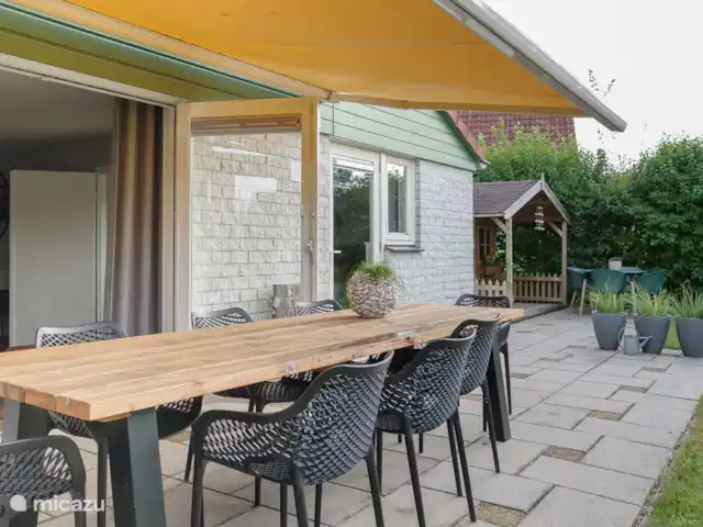 Villapark de Oesterbaai - 126 | Pays-Bas, Zélande, Wemeldinge - maison de vacances Arrière de la maison 126