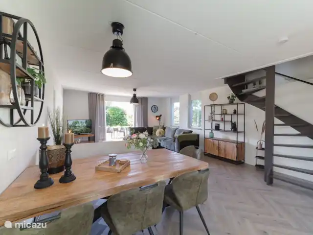 Villapark de Oesterbaai - 126 | Pays-Bas, Zélande, Wemeldinge - maison de vacances Salon maison 126