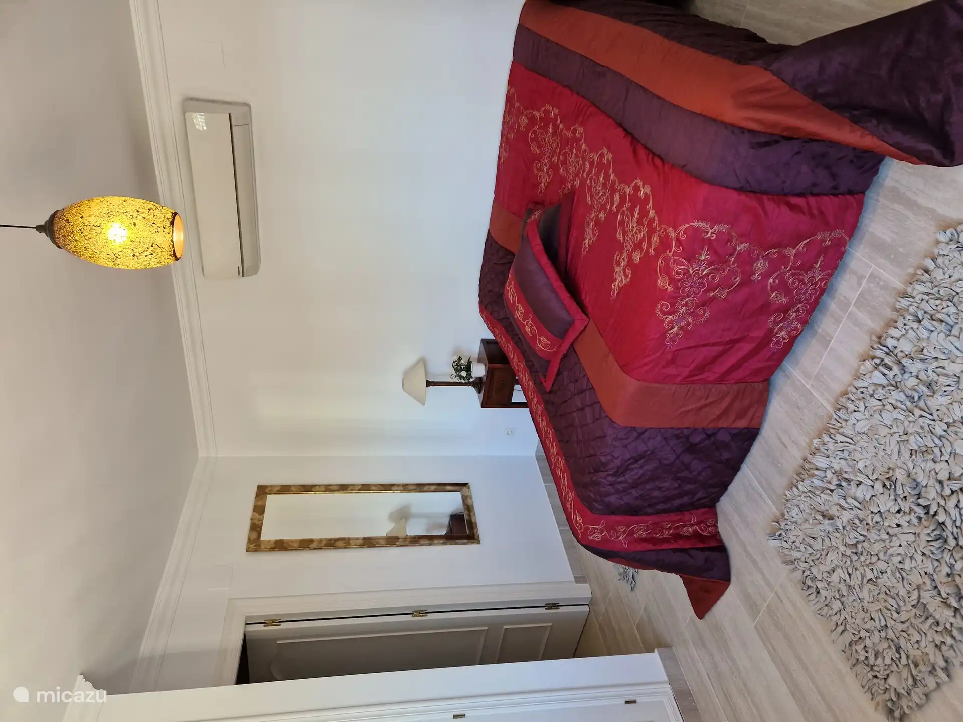 Gro&#223;er Schlafzimmerboden