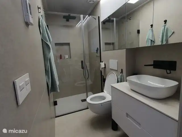 Casa Zinzi en España, Murcia, San Pedro del Pinatar - penthouse 2do baño