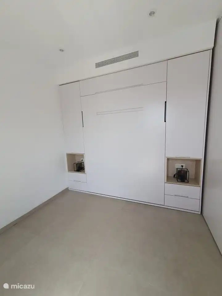 Chambre 3 (avec un lit double pliant)