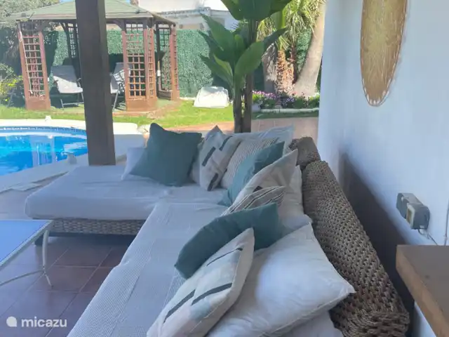 bungaló en España, Andalucía, San Juan de los Terreros – Villa Plyphona Vista del dosel en el jardín