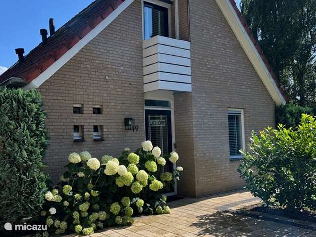Holiday home in Netherlands, Gelderland – holiday house Villa June Rosy