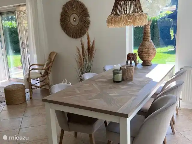 Villa Junio Rosy en Países Bajos, Güeldres, Wijchen - casa vacacional Sala de estar
