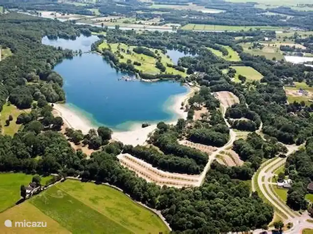 Villa Junio Rosy en Países Bajos, Güeldres, Wijchen - casa vacacional Berendock