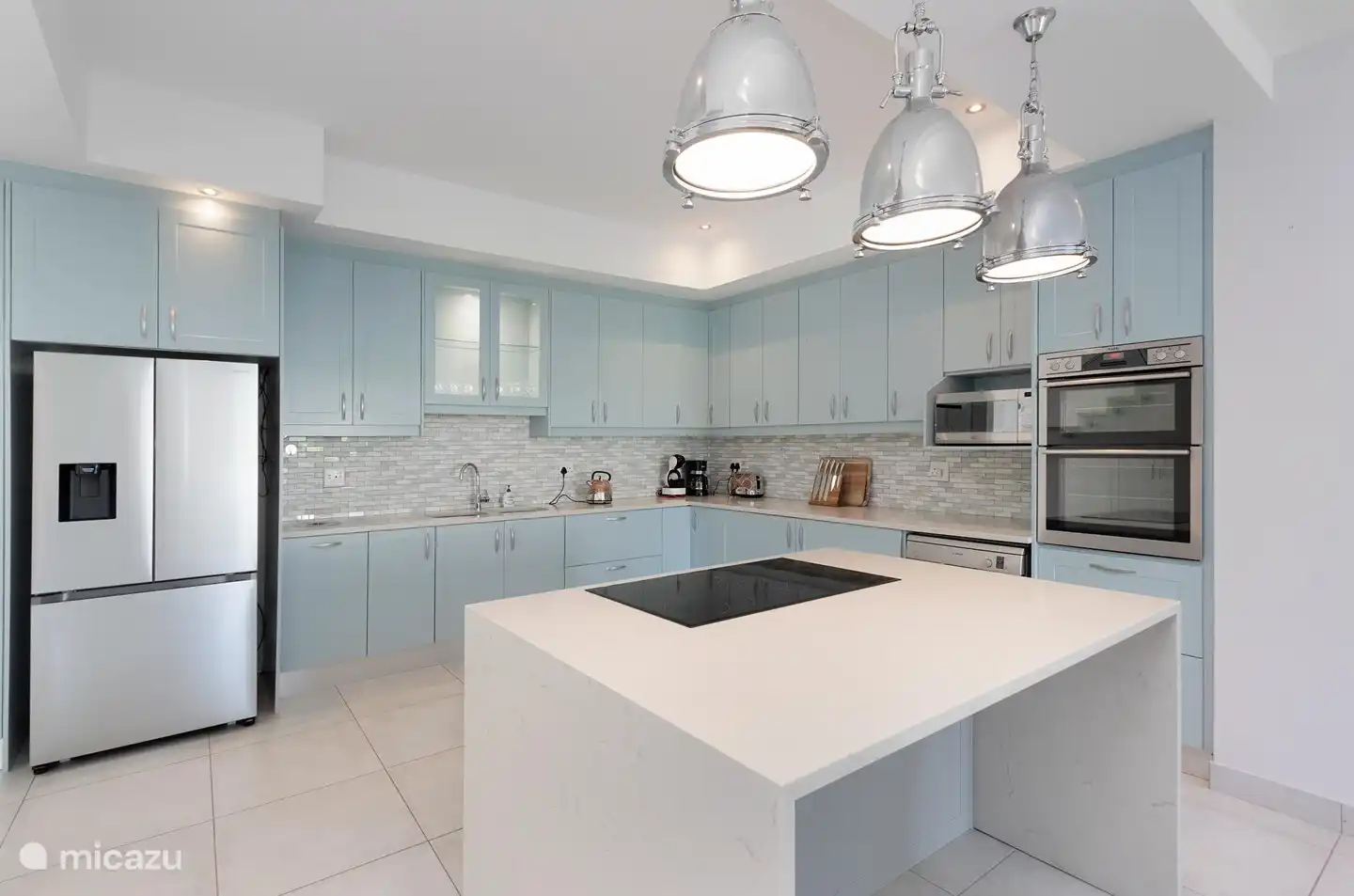 Cuisine très spacieuse et complète