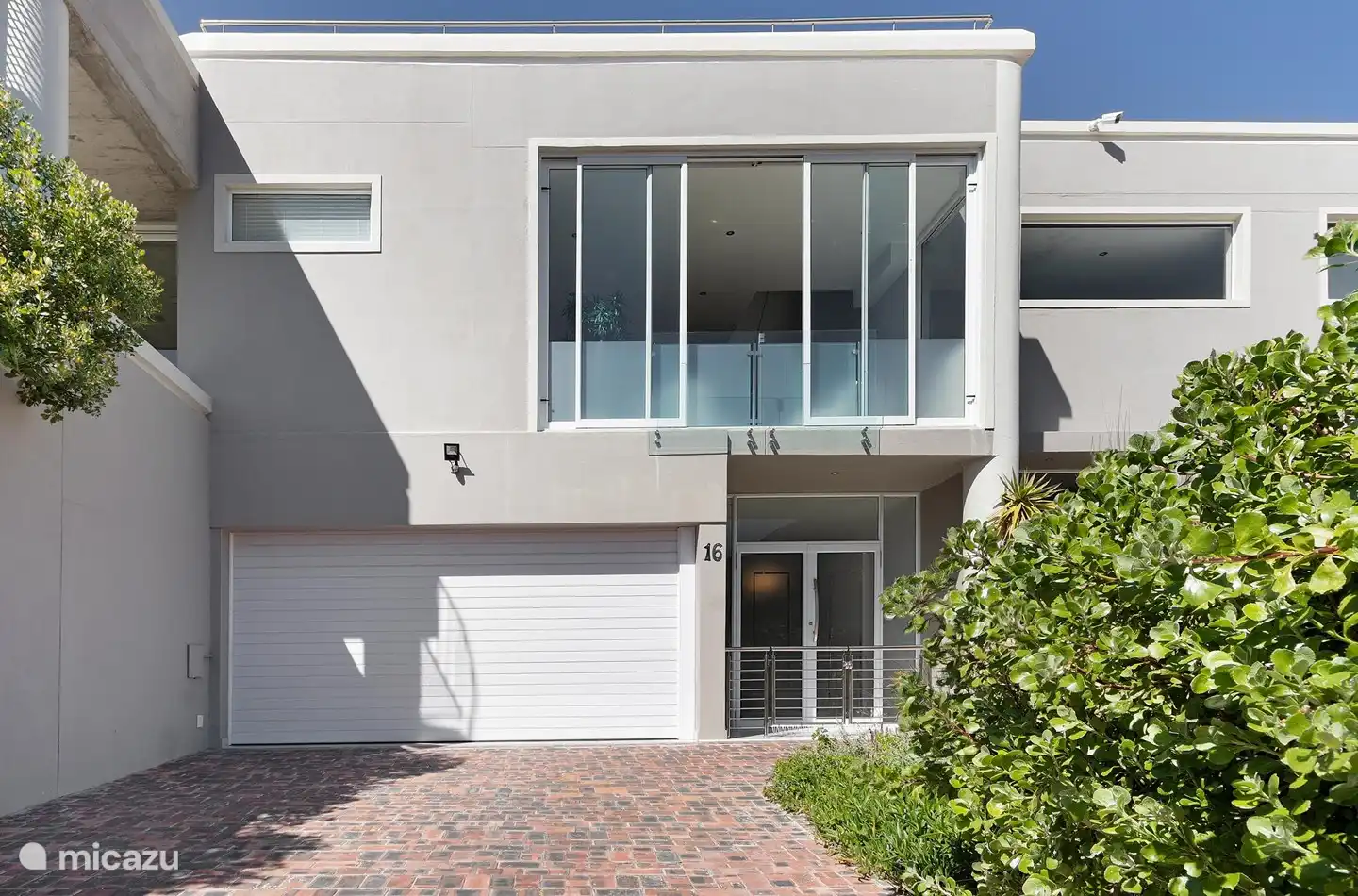 Stationnement devant la porte