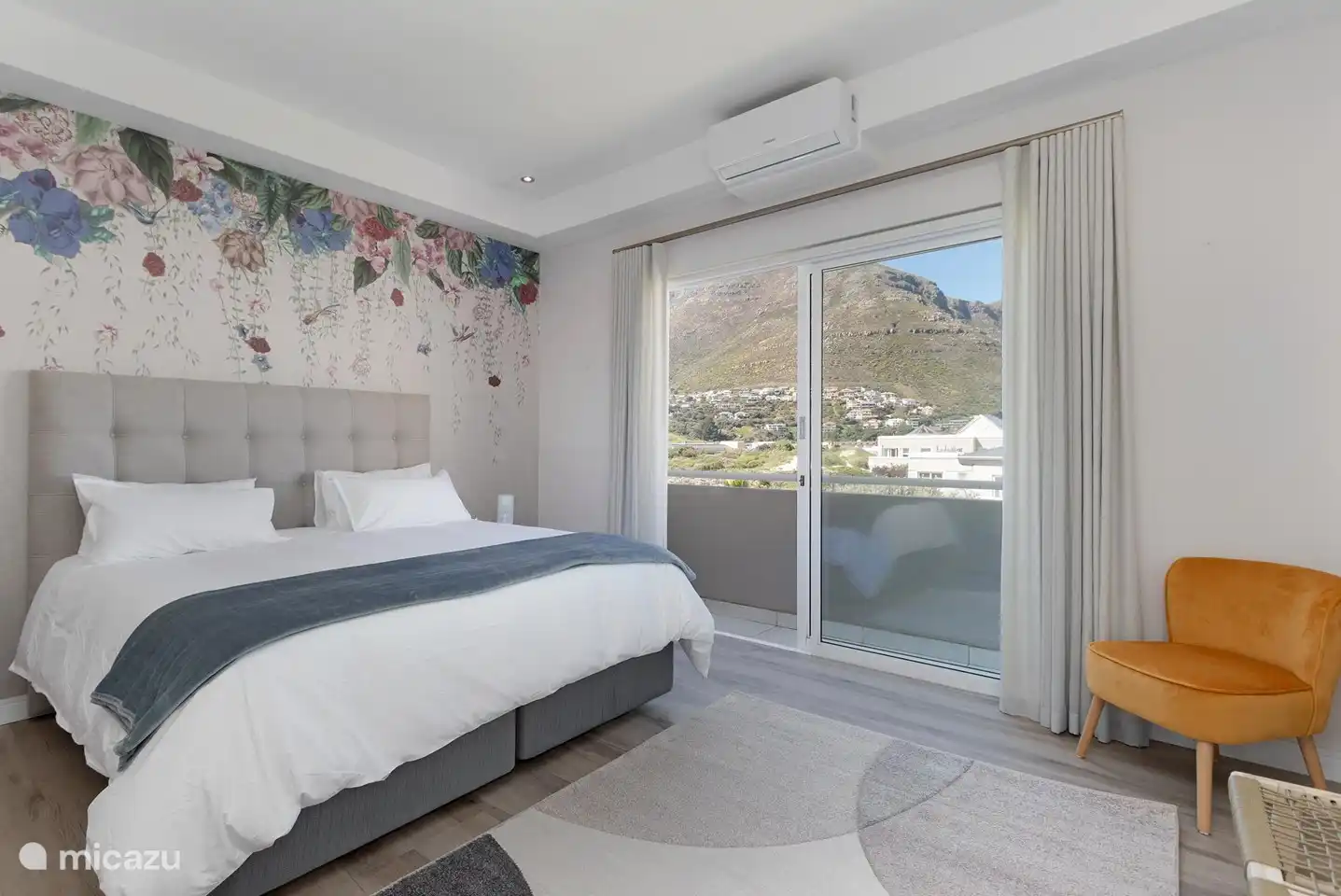 Chambre spacieuse avec lit King XL et belle vue