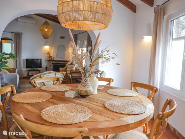 Villa El Postre | Espagne, Costa Blanca, Moraira - villa Jolie table à manger ronde à l'intérieur