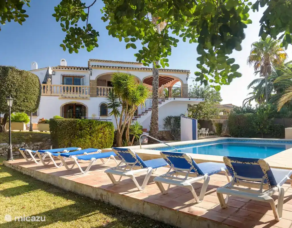 Vakantiehuis Luxe vakantiehuis Javea 12p. zwembad in Xàbia