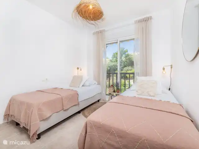Location de Vacances Espagne, Andalousie, Casares Costa, penthouse - Penthouse Estepona Casares del Sol 2 chambres
Lits extra longs 2 x 200 cm et 2 x 210 cm