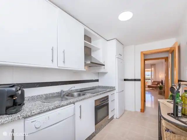 Location de Vacances Espagne, Andalousie, Casares Costa, penthouse - Penthouse Estepona Casares del Sol Cuisine de luxe avec plaques de cuisson et entièrement équipée.
