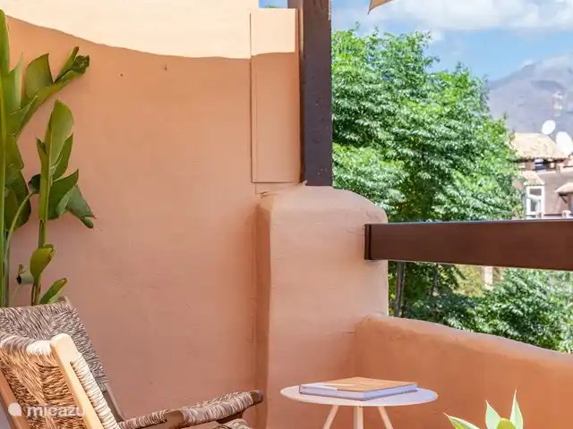 Location de Vacances Espagne, Andalousie, Casares Costa, penthouse - Penthouse Estepona Casares del Sol Le matin ou le soir, c'est le meilleur endroit pour prendre votre tasse de café ou d'espresso. Un thé est également possible... ou une boisson.
Tu décides!