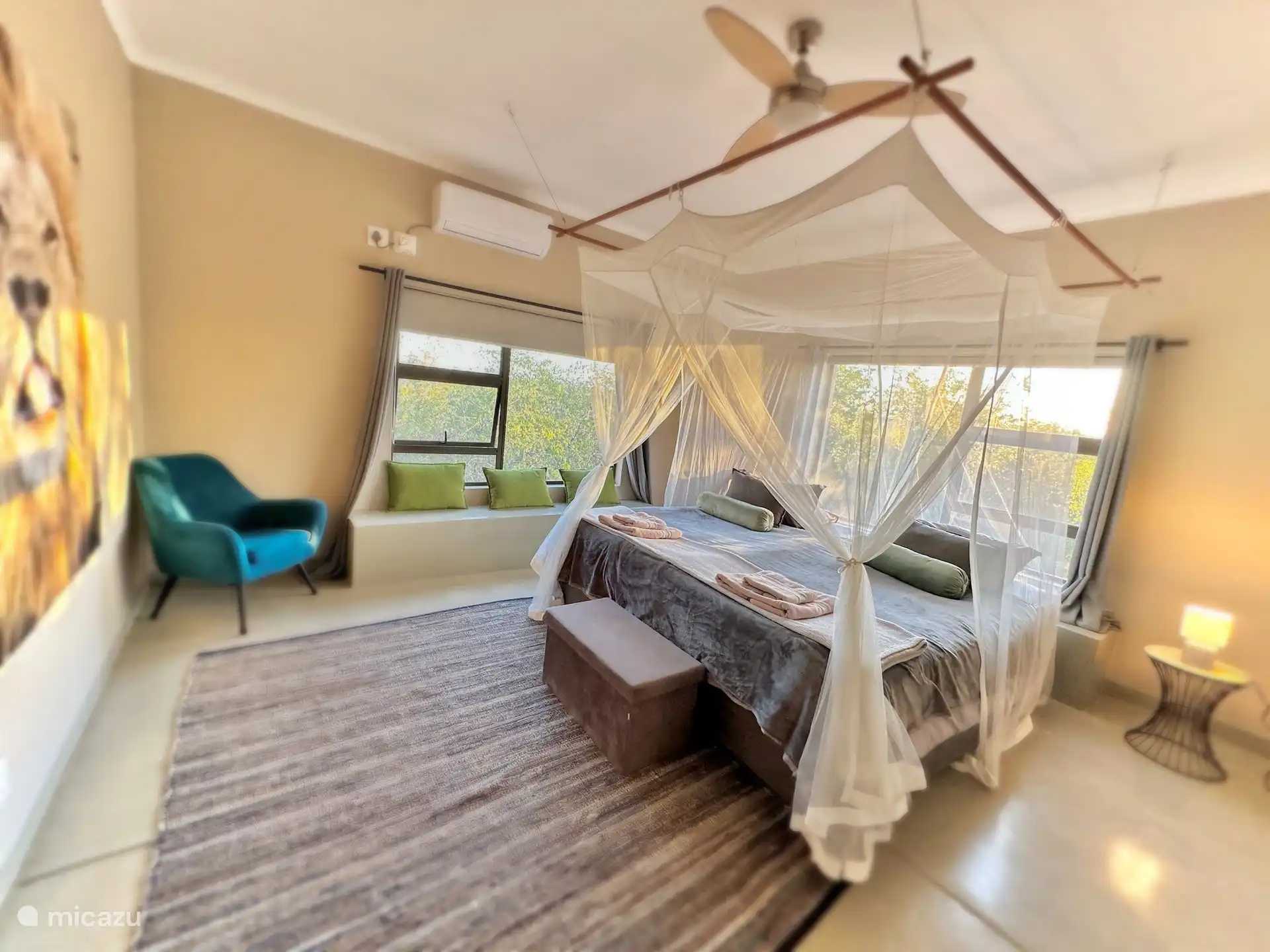 Großes Schlafzimmer