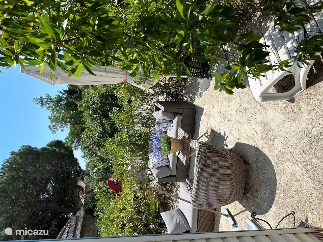 Garten mit Möglichkeit zum Entspannen