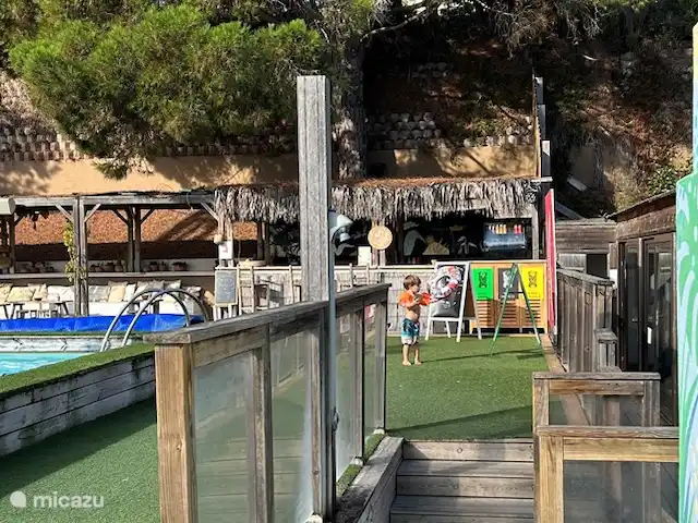 stacaravan huren in Frankrijk, Côte d´Azur, Ramatuelle – Beach House Kon Tiki St. Tropez Zwembad op Kon Tiki