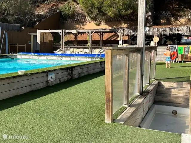 stacaravan huren in Frankrijk, Côte d´Azur, Ramatuelle – Beach House Kon Tiki St. Tropez Zwembad op Kon Tiki