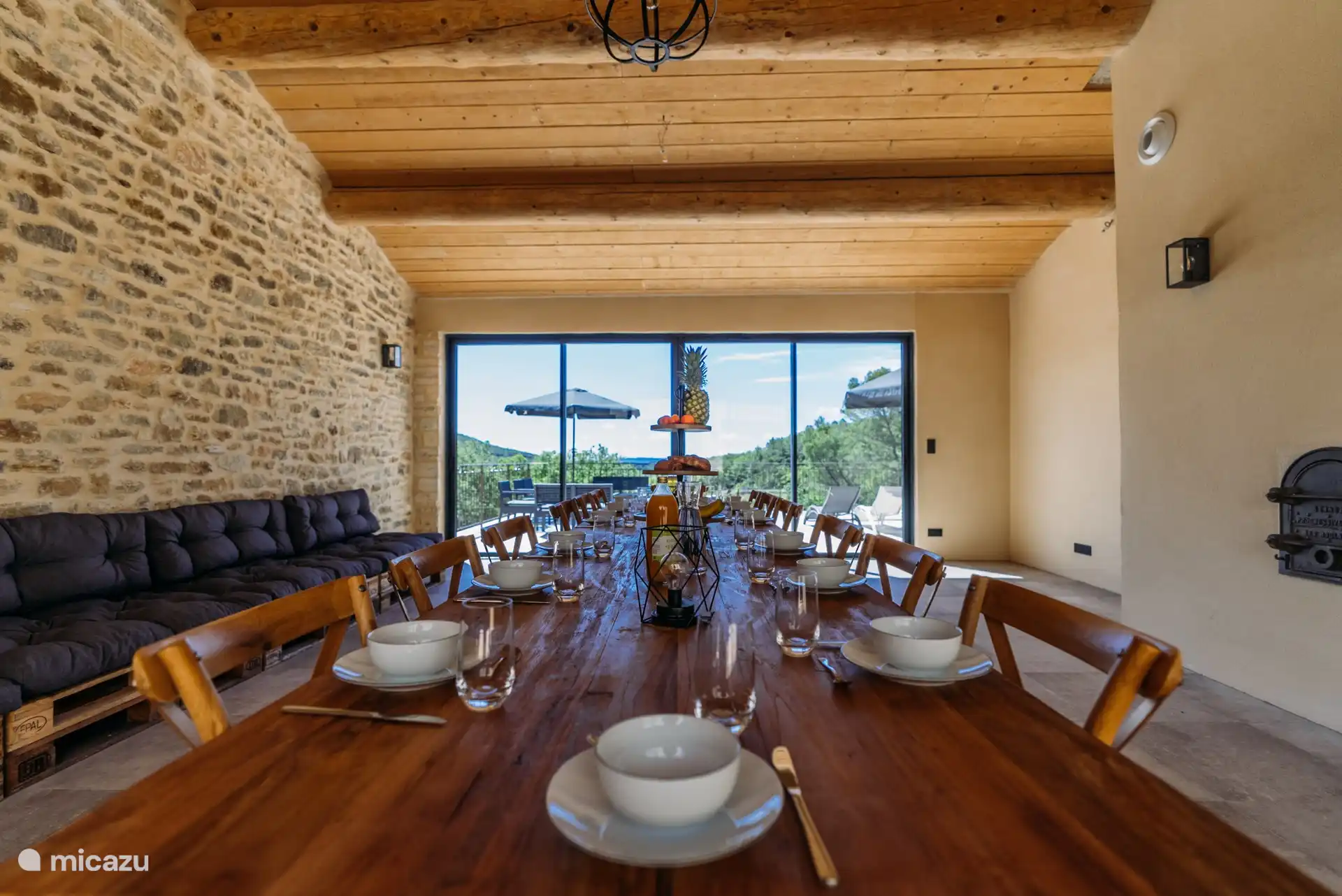 Poolhaus für die Mittagszeit