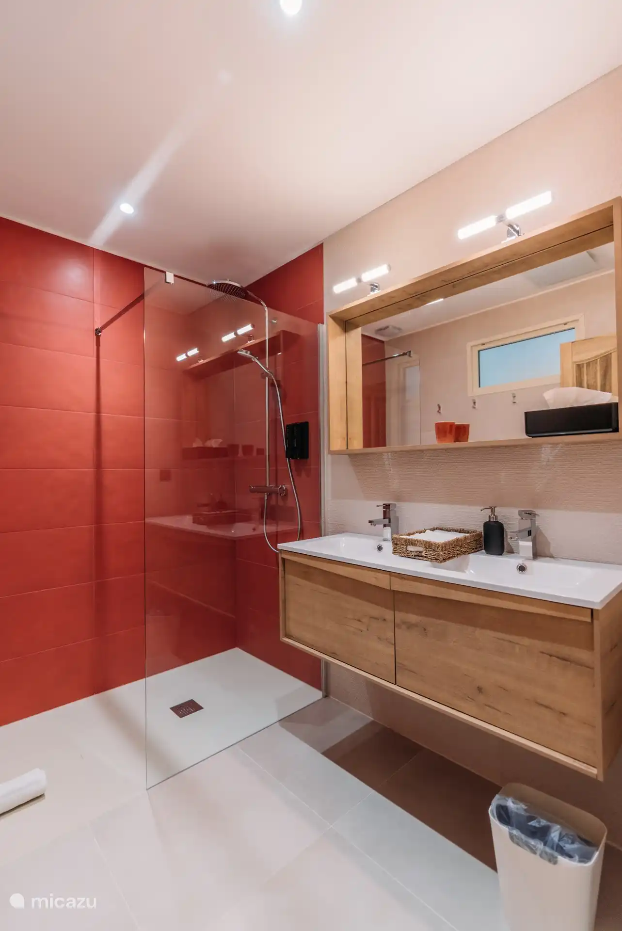 Badezimmer des Schlafzimmers Darboussas