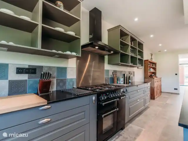 Mas de Toulair - Luxe in de Provence huren in Frankrijk, Gard, Salazac - villa Volledig uitgeruste grote keuken voor geweldige tijden