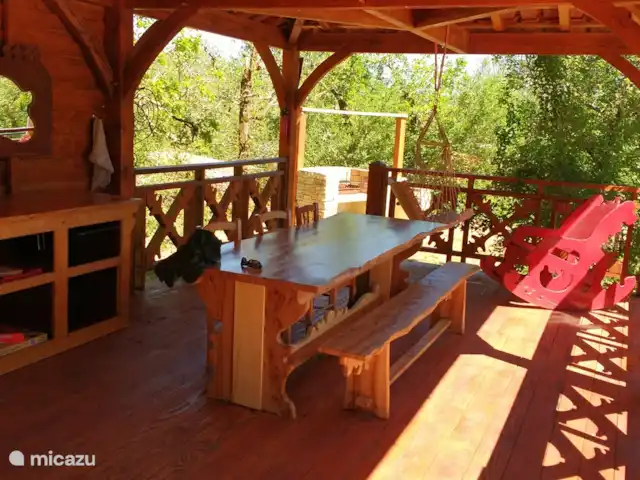 La señorita en Francia, Lot, Lavercantière - casa rural / cabaña terraza de la piscina 2