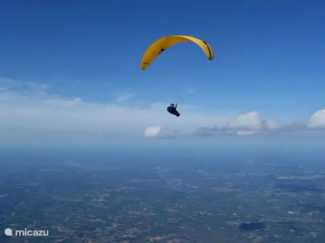 La señorita en Francia, Lot, Lavercantière - casa rural / cabaña parapente eric