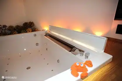 Villa Paradiso, Whirlpool