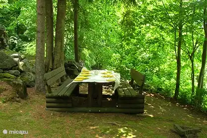 Villa Paradiso, Grilltisch