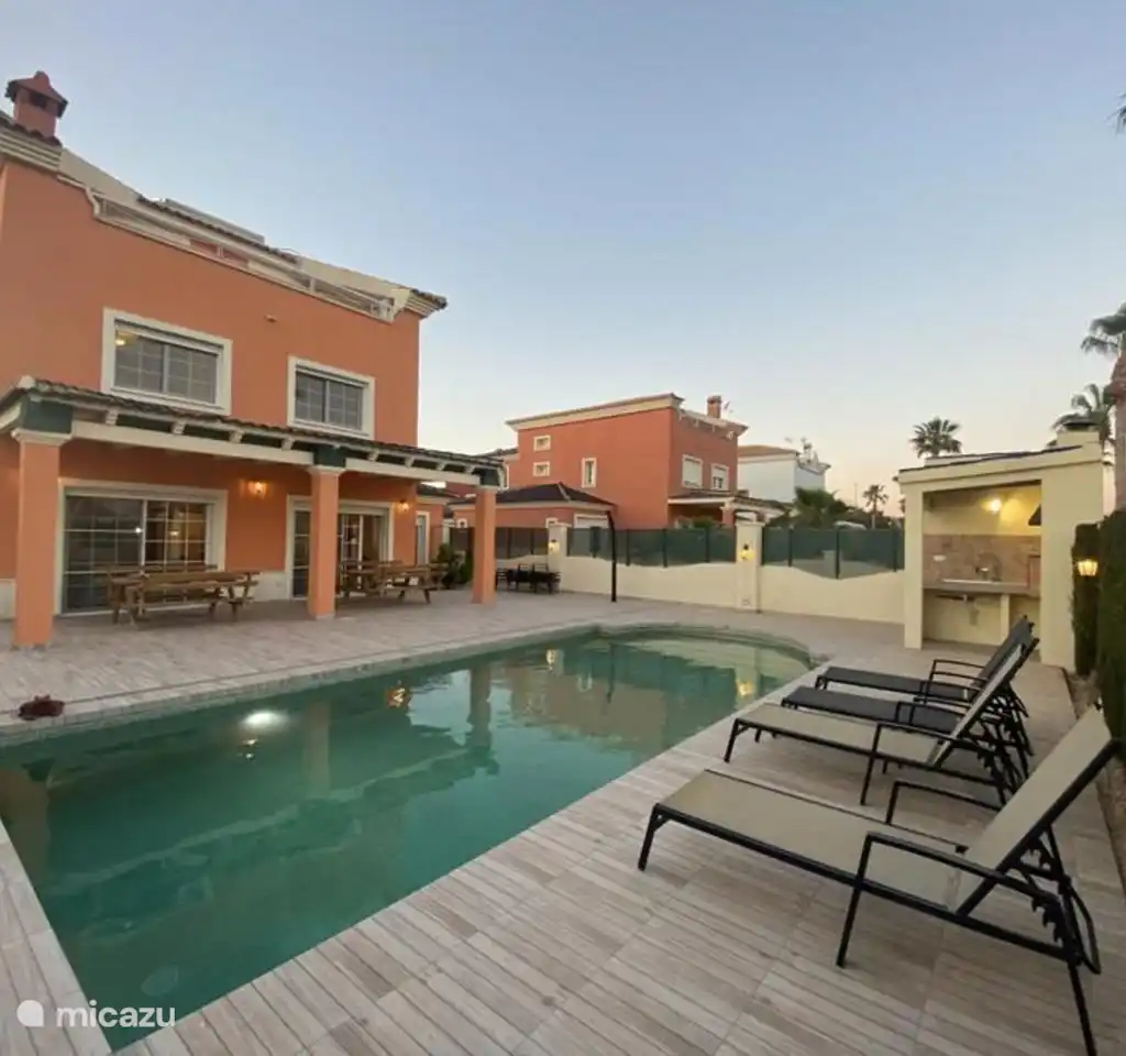 Villa Casa VivaZa in Murcia