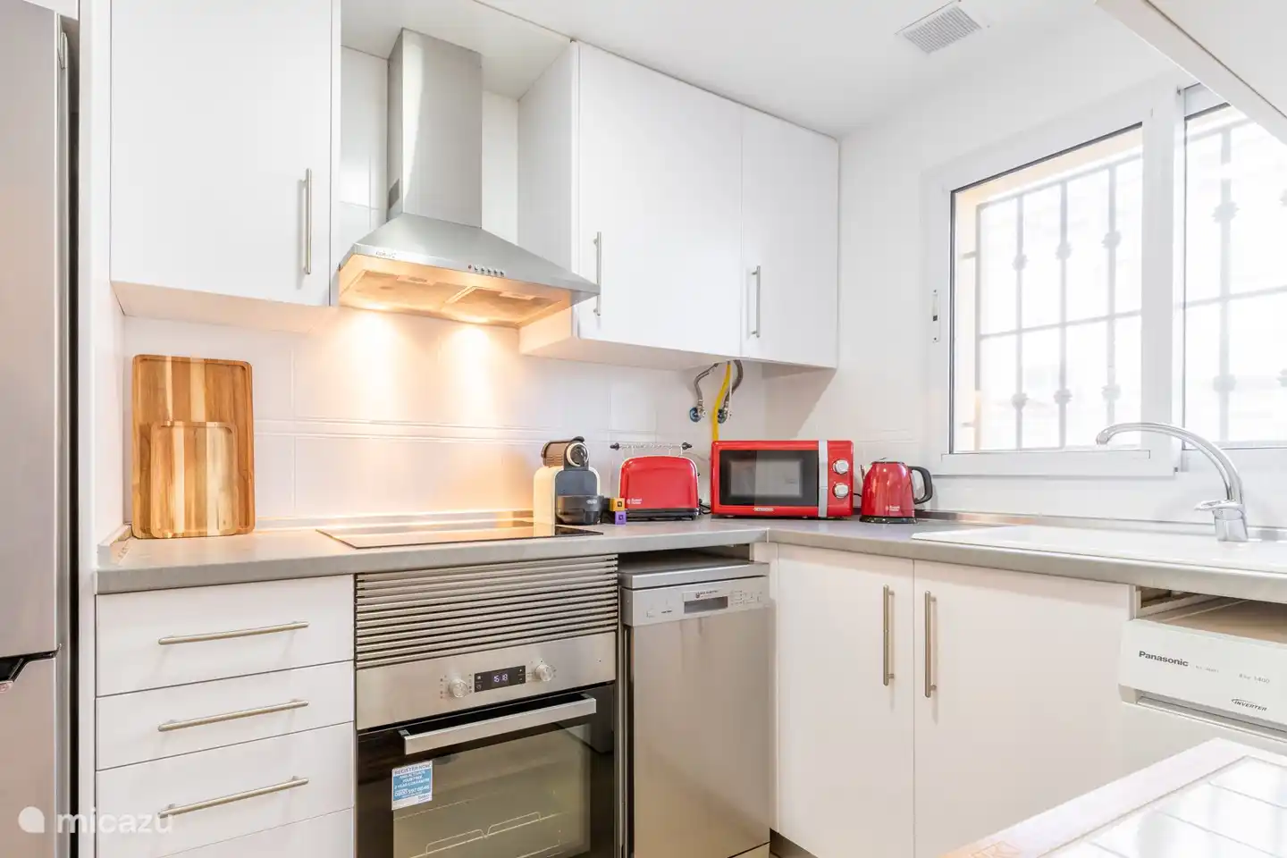 Volledig uitgeruste keuken