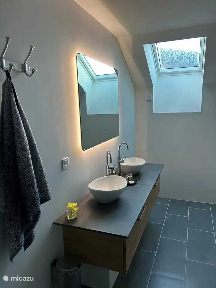 Familienbadezimmer im Obergeschoss