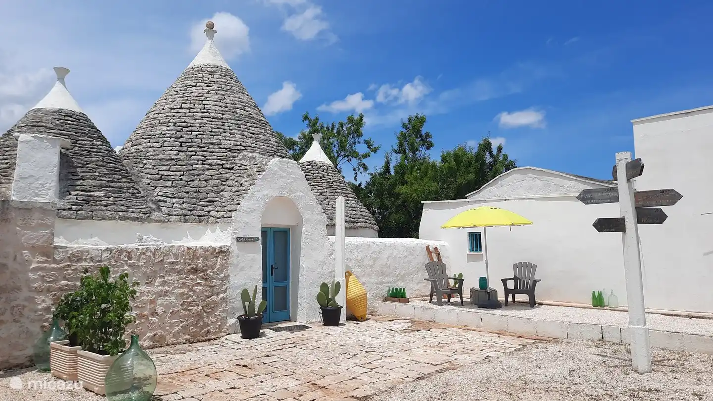 Casa Trullo Bianco: Casa Limone in Italien, Apulien, Ceglie Messapica - Bed & Breakfast