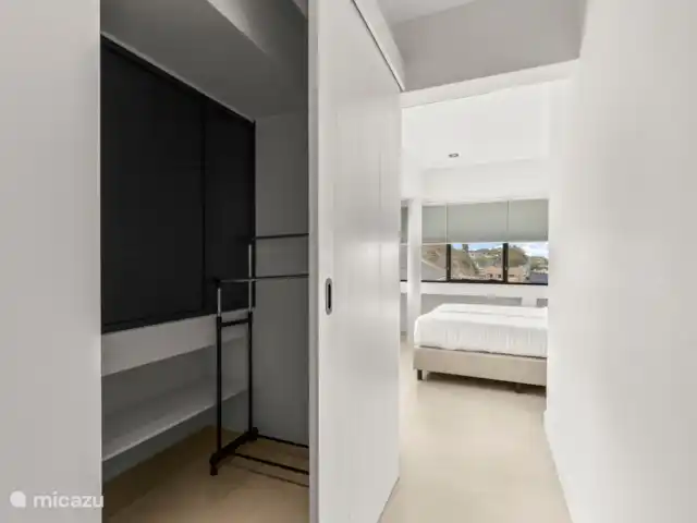 Station balnéaire de Blue Bay | Villa Bocazul 2 | Curaçao, Curaçao-Centre, Blue Bay - villa Armoire chambre 2