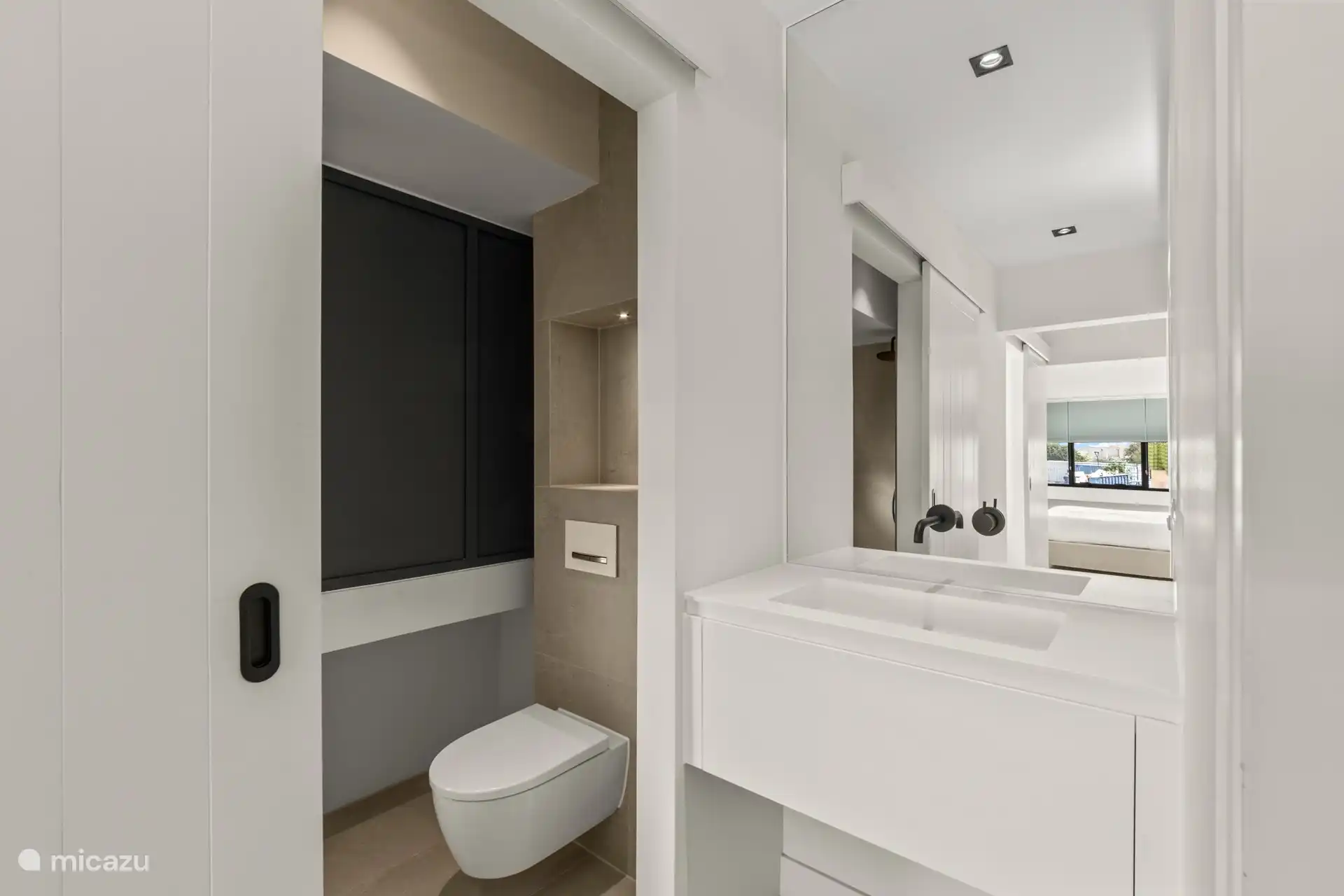 Salle de bain privée dans la chambre 3.