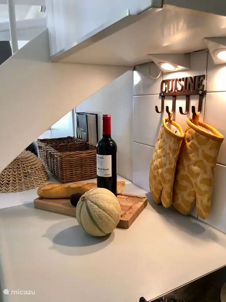 un poco de vino con eso