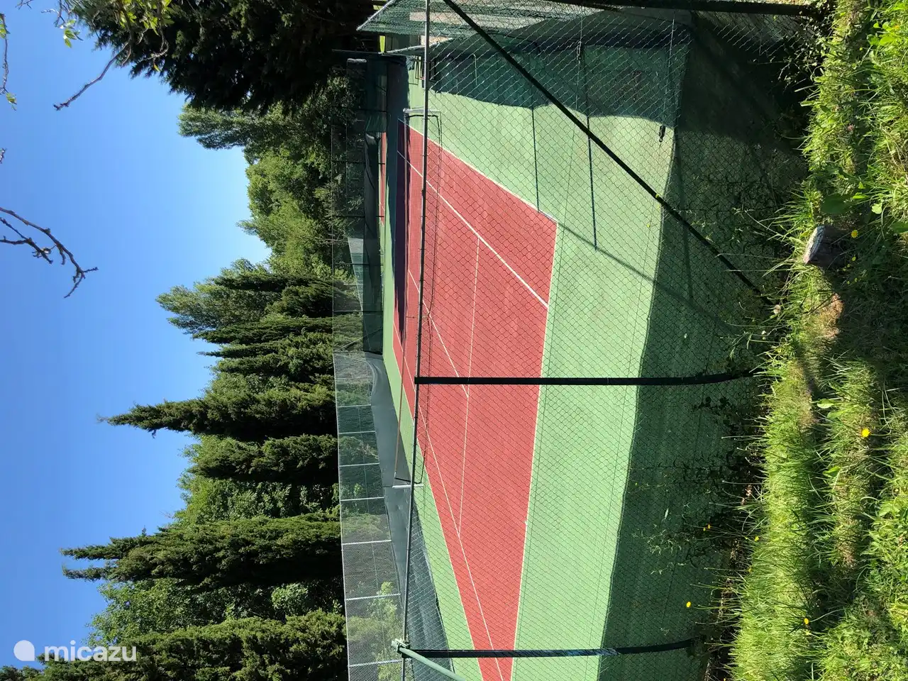 2 maravillosas canchas de tenis.