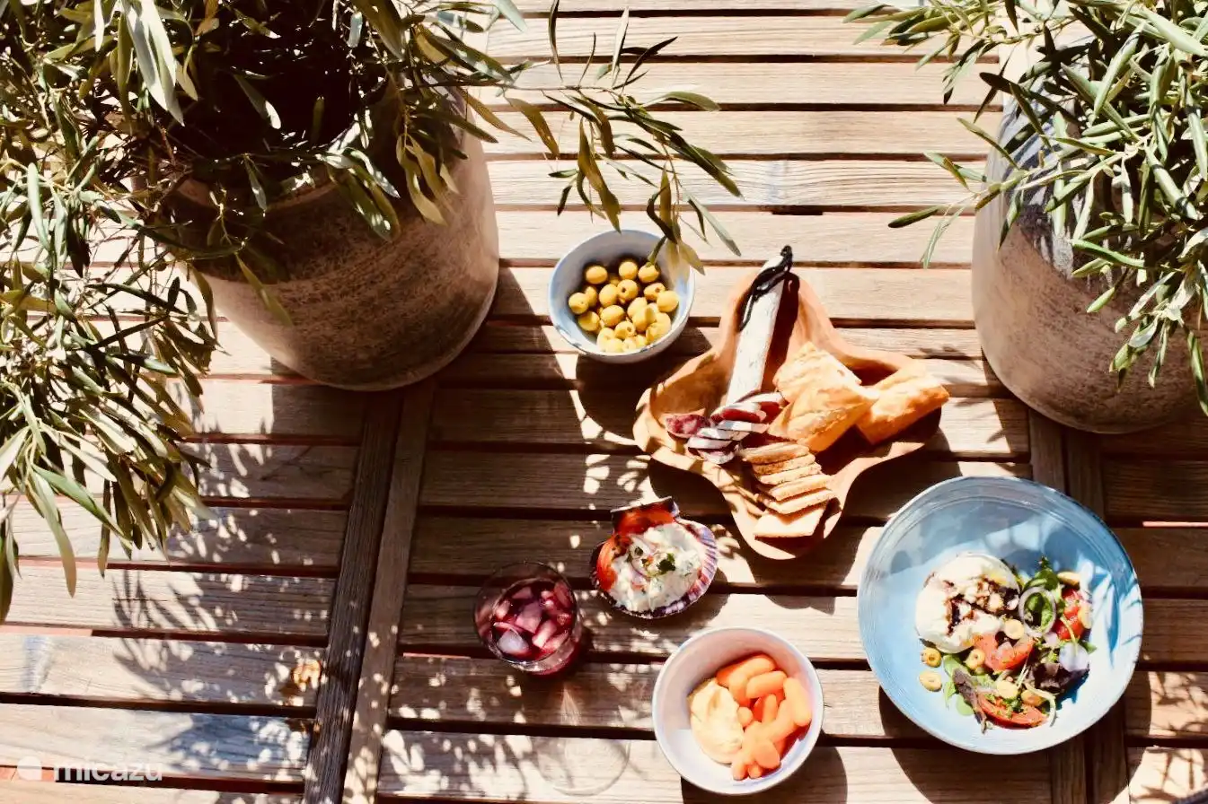 Leckere Tapas zum Verkauf in der Gegend