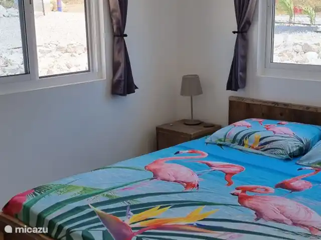 Villa Awa Blou vue mer/au vent | Curaçao, Banda Abou (ouest), Fontein - villa Chambre 1 avec double fenestration.
