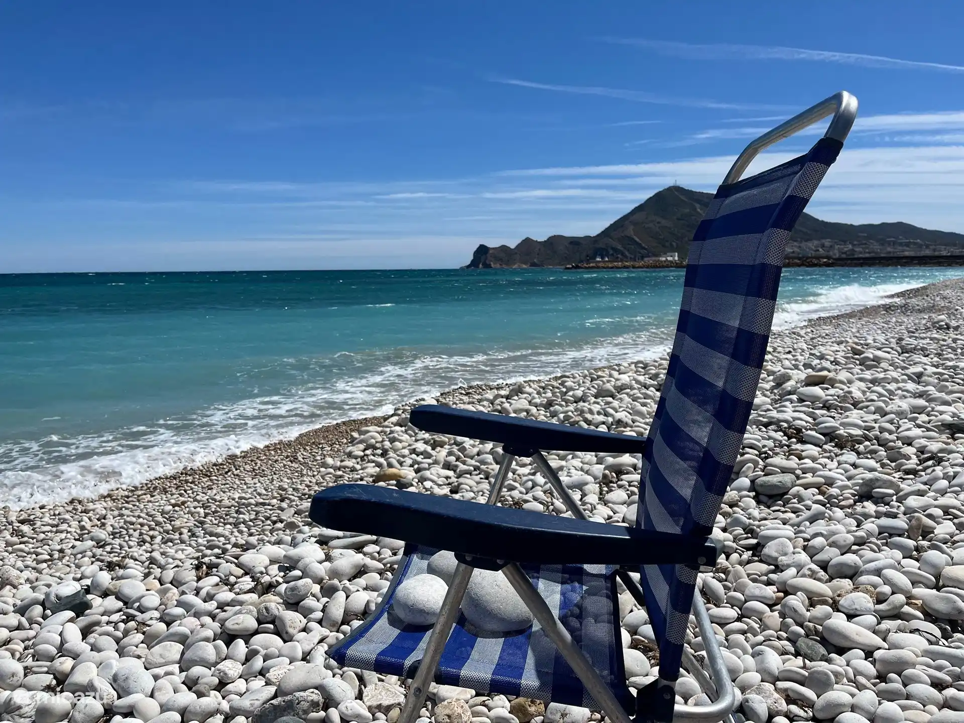 Strand gegenüber Wohnung 