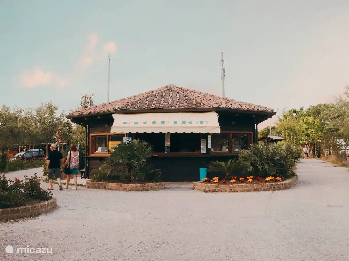 Enjoy peace, nature and Tuscan charm. Our luxury chalet is in a beautiful location with views, swimming pool and close to the most beautiful villages such as Lucca, Pisa and Florence.