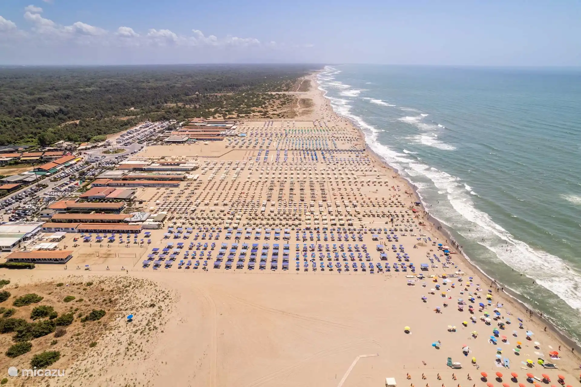 Enjoy peace, nature and Tuscan charm. Our luxury chalet is in a beautiful location with views, swimming pool and close to the most beautiful villages such as Lucca, Pisa and Florence.