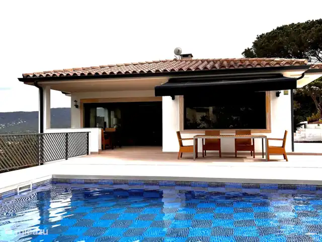 Vila Golf Costa Brava | Espagne, Costa Brava, Santa Cristina d'Aro - villa Belle terrasse récemment rénovée autour de la piscine