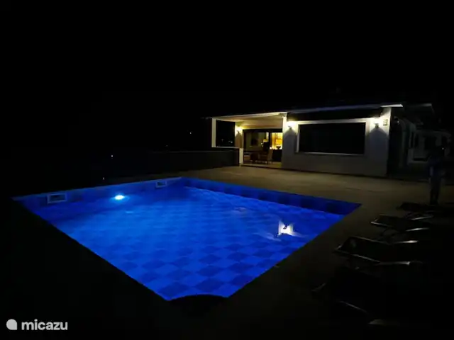 Vila Golf Costa Brava | Espagne, Costa Brava, Santa Cristina d'Aro - villa  Piscine éclairée pour d'agréables soirées d'été