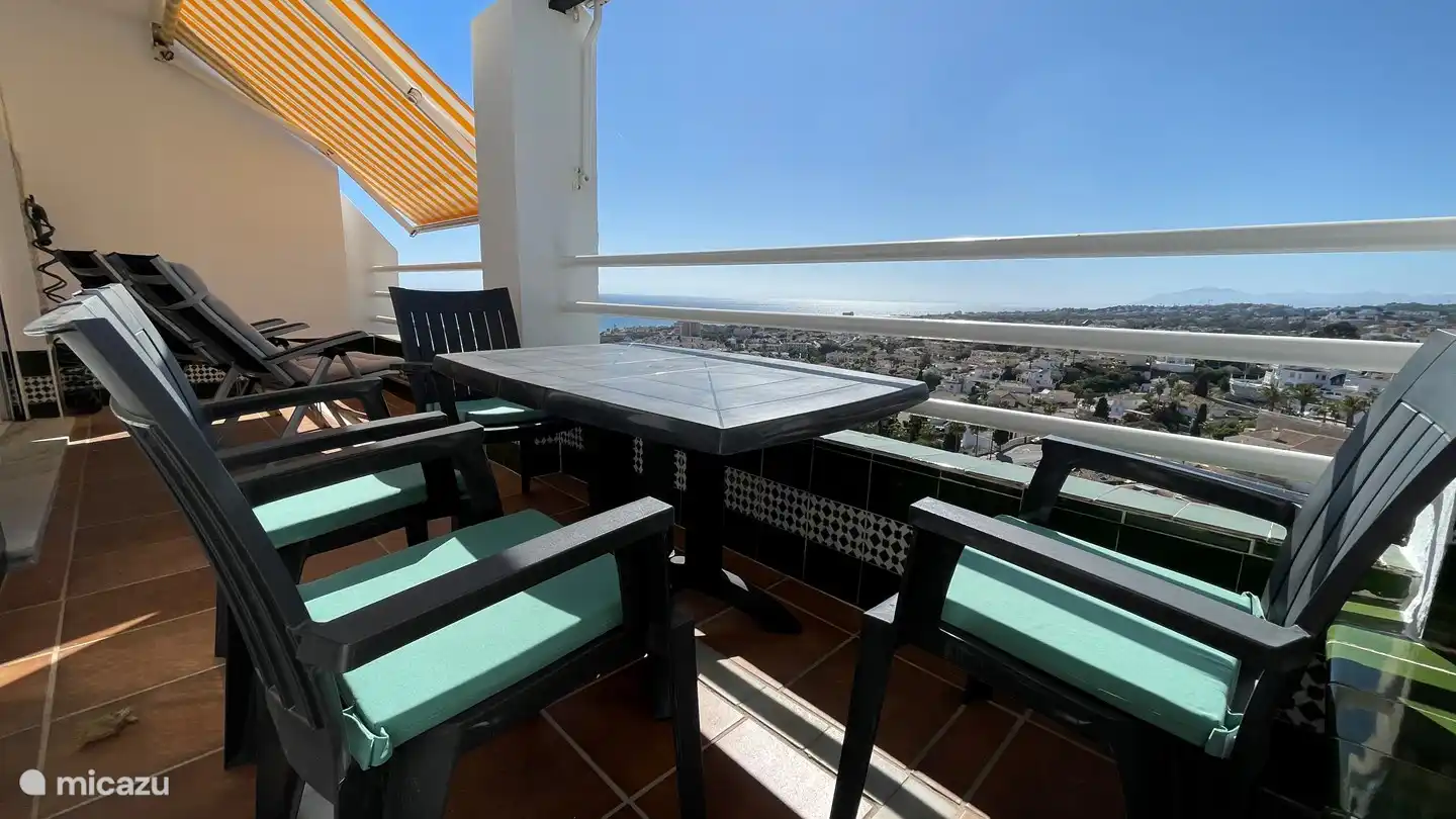 Terrasse avec vue mer