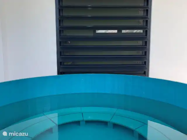 BohoGarden B - Fully airconditioned huren in Curaçao, Banda Ariba (oost), Jan Thiel - appartement Vanaf de keuken kijk je uit op je eigen Tub.