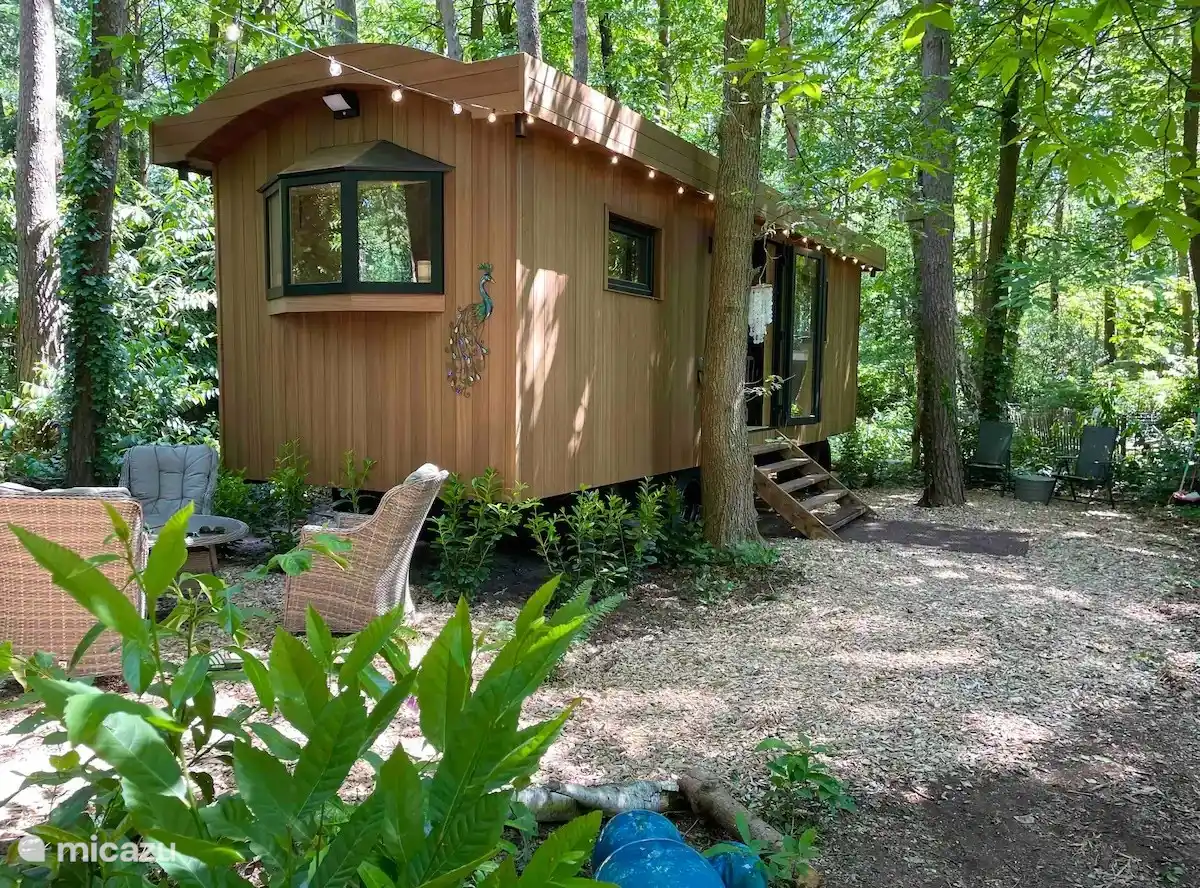 tiny house huren in Simpelveld, Limburg, Nederland - Pipowagen de Pauw nabij Maastricht
