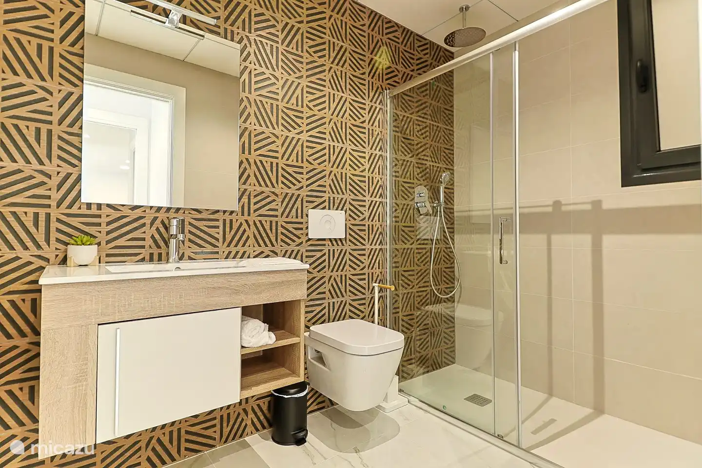 Badkamer master bedroom