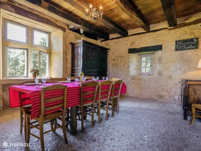 Puymilanne | France, Dordogne, Génis - maison de vacances L’espace repas